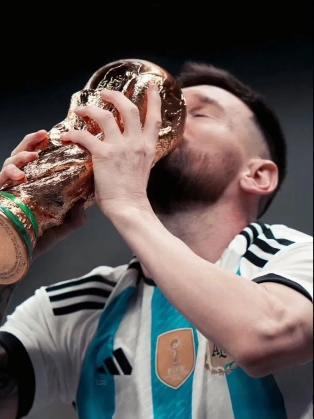 2026 FIFA World Cup Hercules Trophy — Gold Collectible