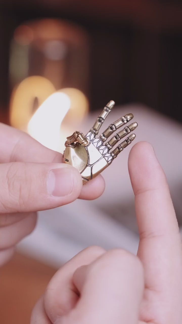 Mechanical Bionic Hand with Movable Fingers Keychain